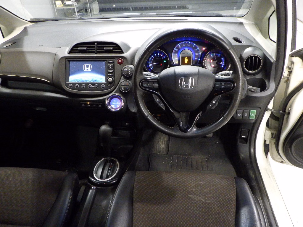 HONDA FIT SHUTTLE