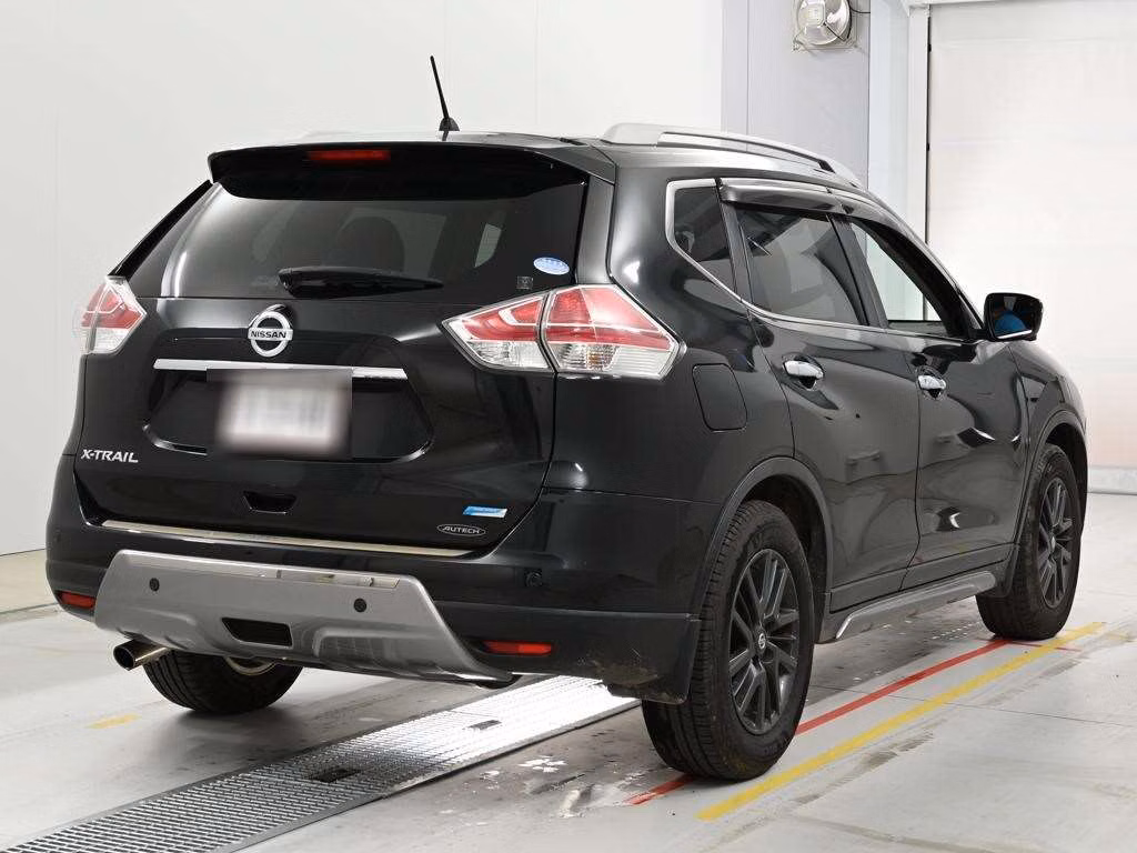 NISSAN X-TRAIL
