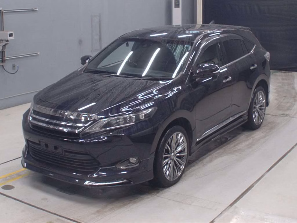 TOYOTA HARRIER