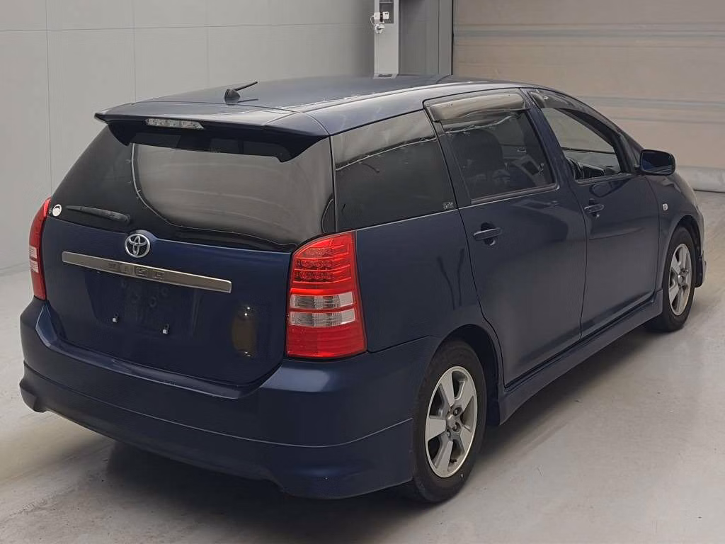 TOYOTA WISH