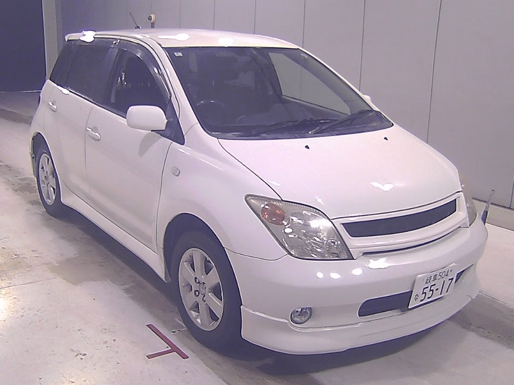 TOYOTA IST