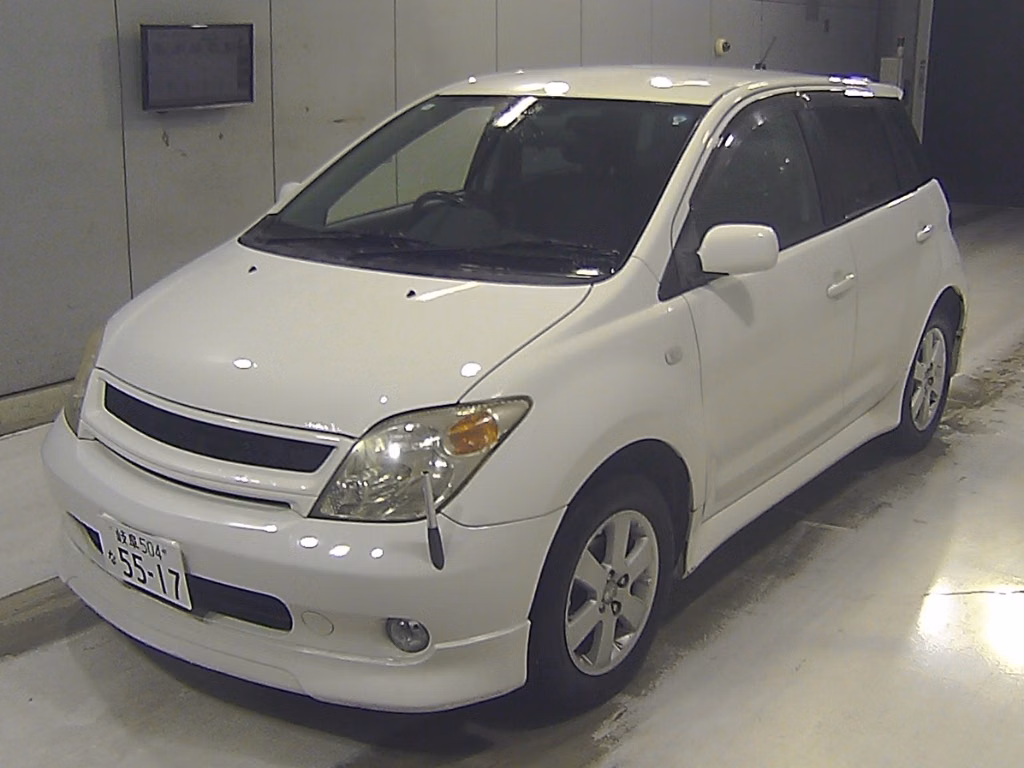 TOYOTA IST