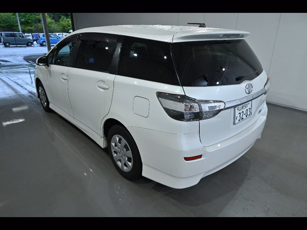 TOYOTA WISH
