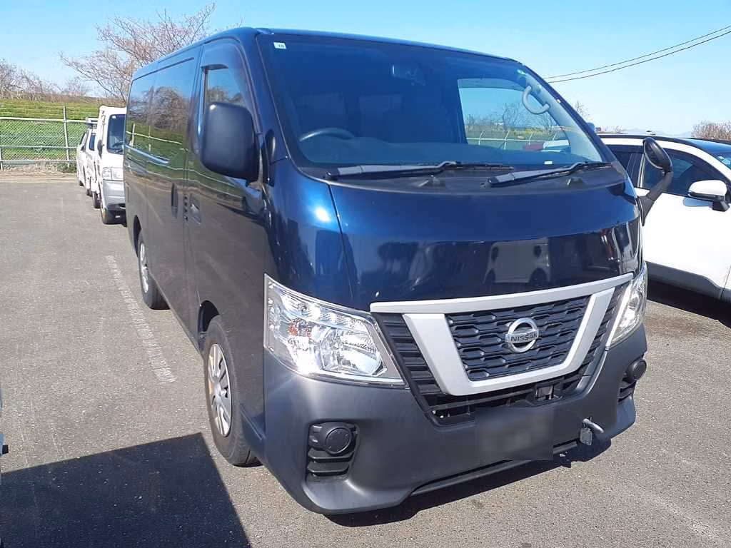 NISSAN NV350 CARAVAN