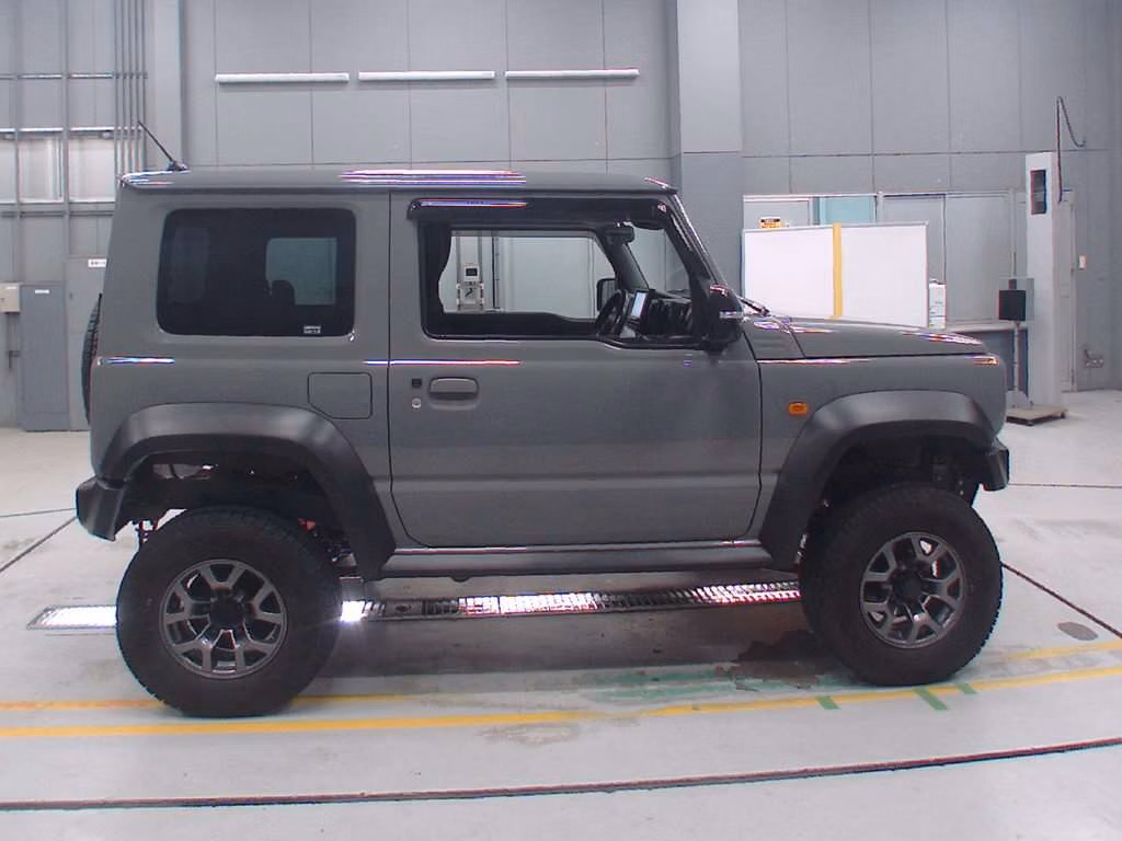 SUZUKI JIMNY SIERRA