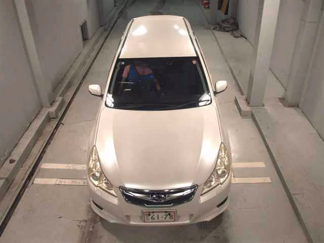 SUBARU LEGACY