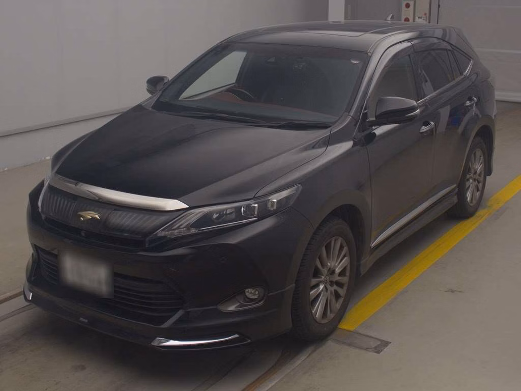 TOYOTA HARRIER