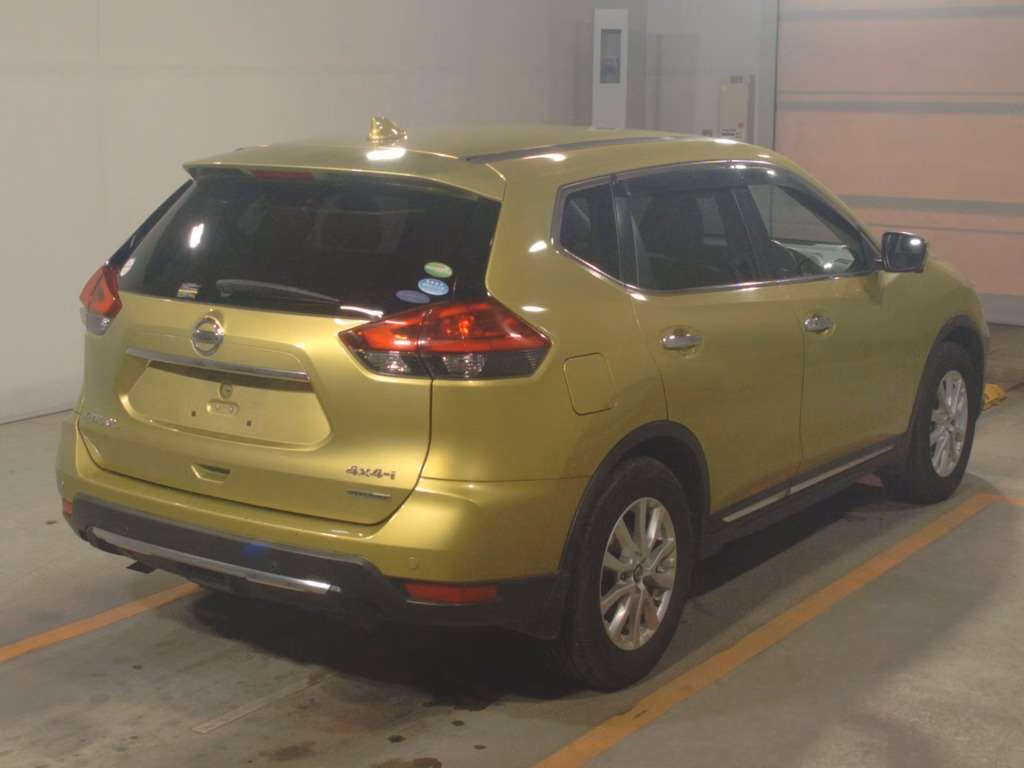 NISSAN X-TRAIL