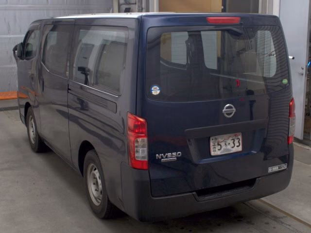 NISSAN NV350 CARAVAN