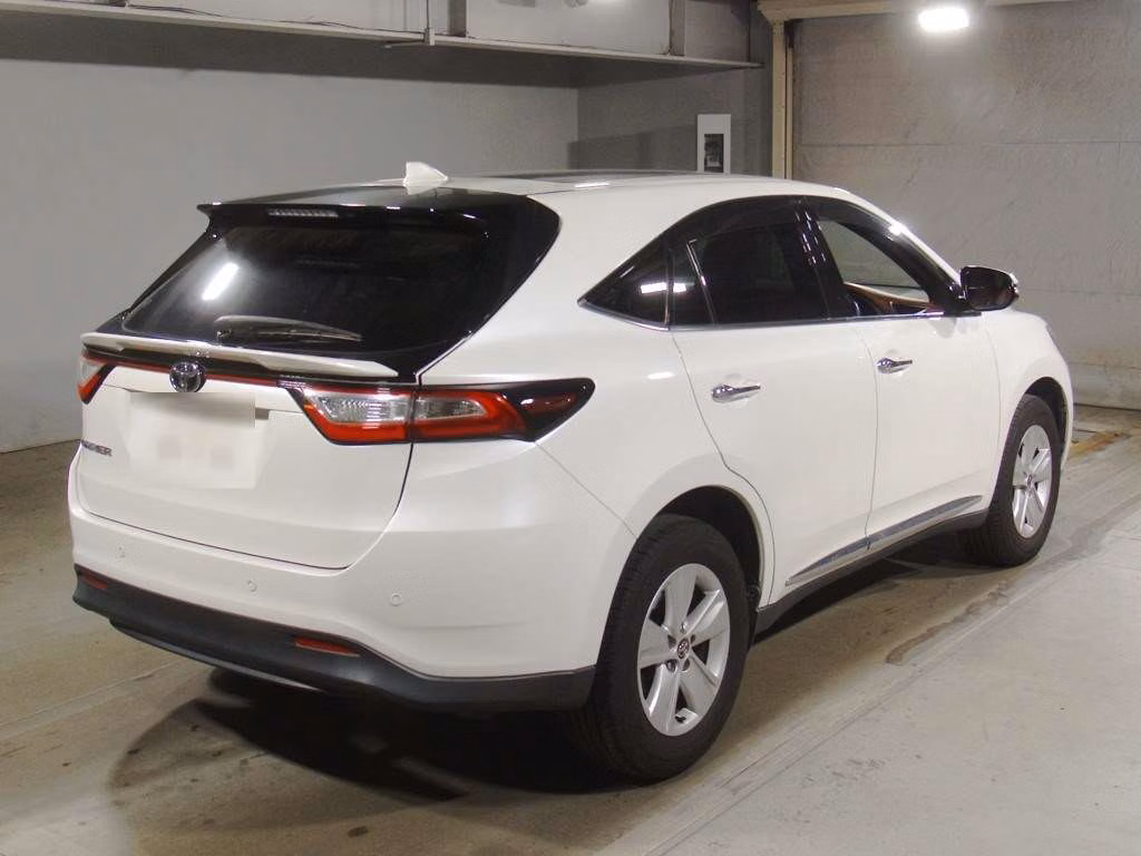 TOYOTA HARRIER