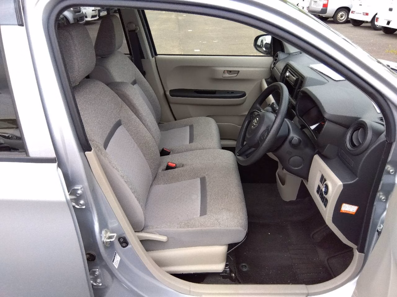 DAIHATSU BOON