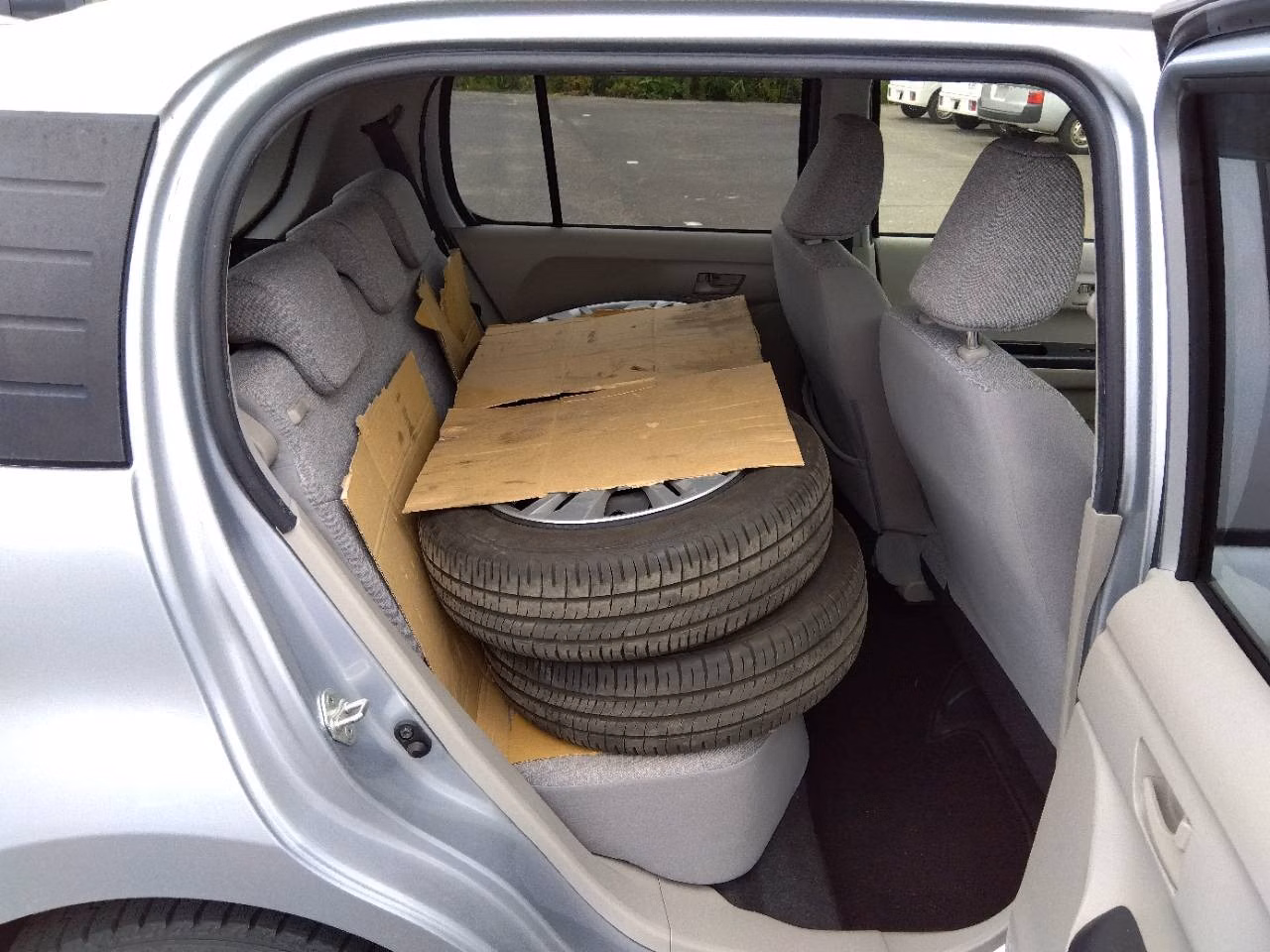 DAIHATSU BOON