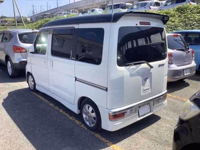 DAIHATSU ATRAI
