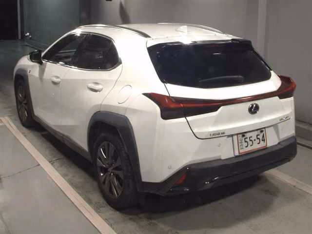 LEXUS UX200