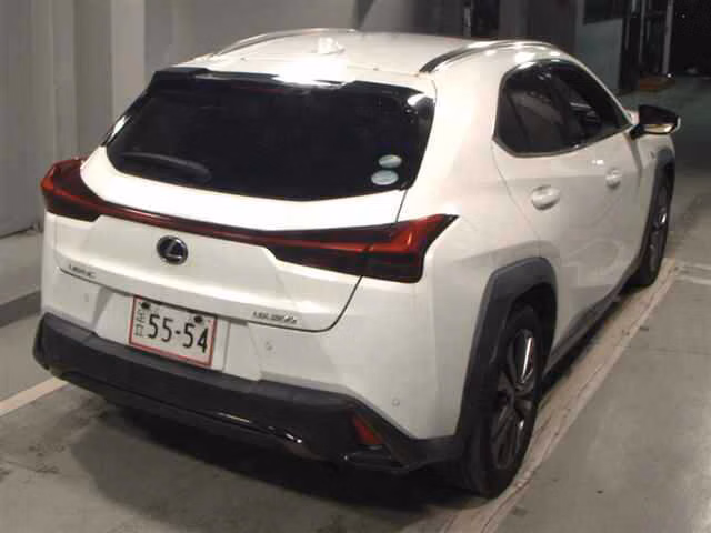 LEXUS UX200