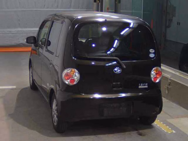 DAIHATSU MOVE LATTE