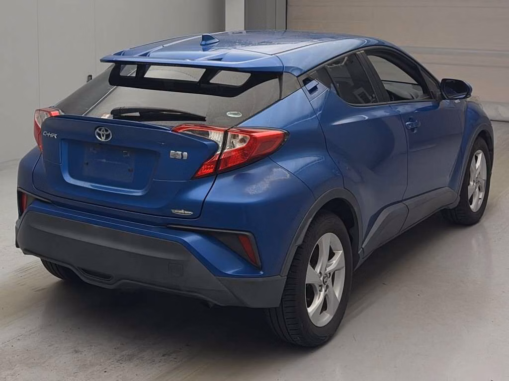 TOYOTA C-HR