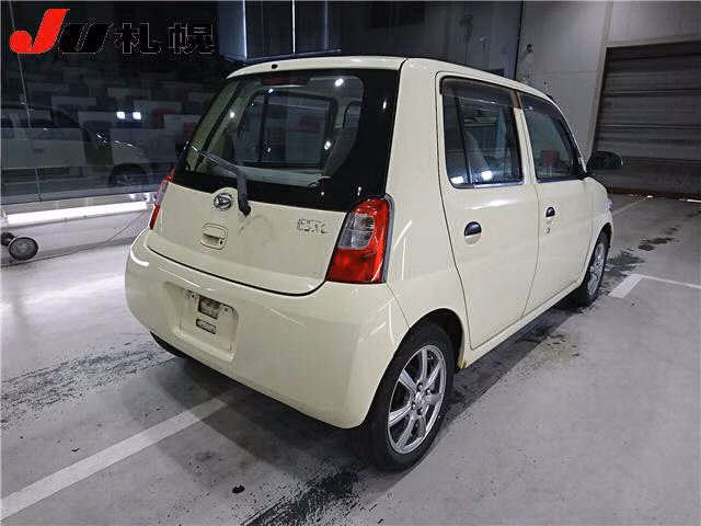 DAIHATSU ESSE