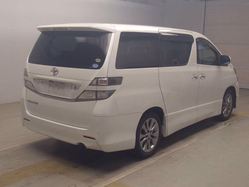 TOYOTA VELLFIRE