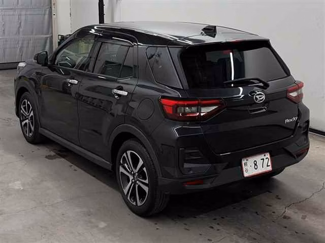 DAIHATSU ROCKY