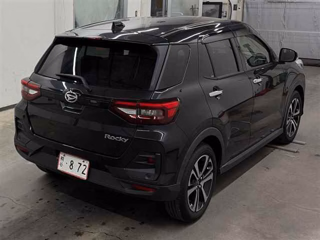 DAIHATSU ROCKY