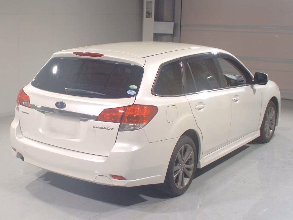 SUBARU LEGACY