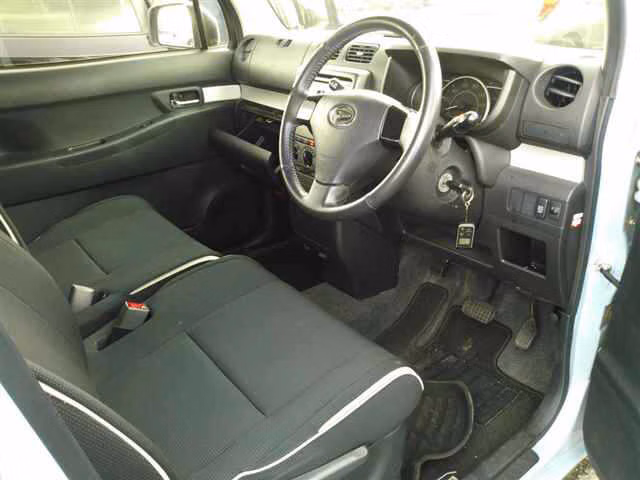 DAIHATSU MOVE CONTE