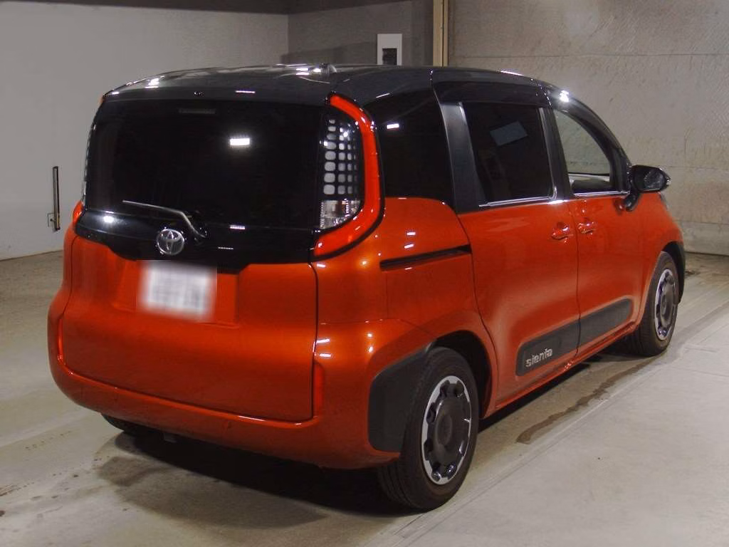 TOYOTA SIENTA