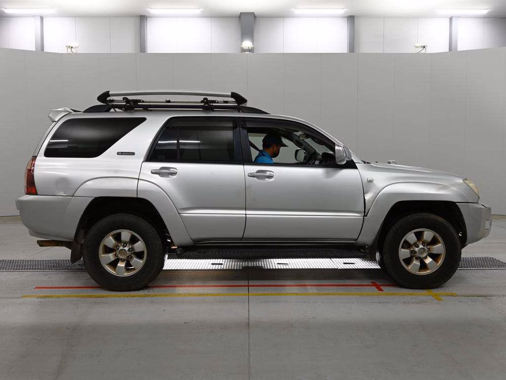 TOYOTA HILUX SURF