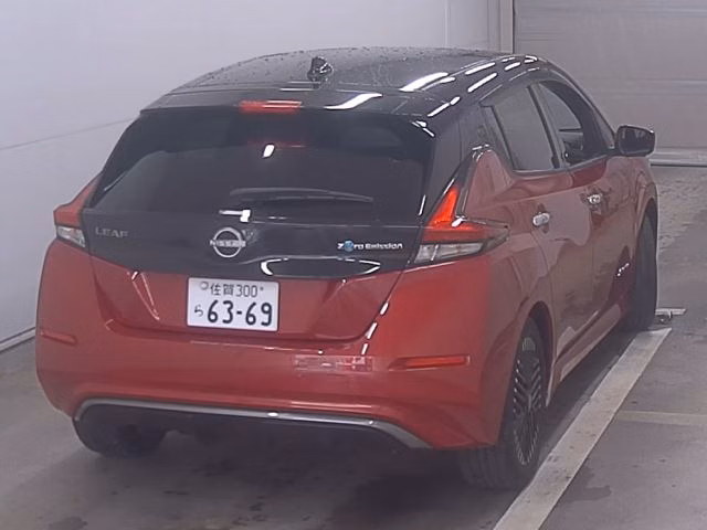NISSAN LEAF