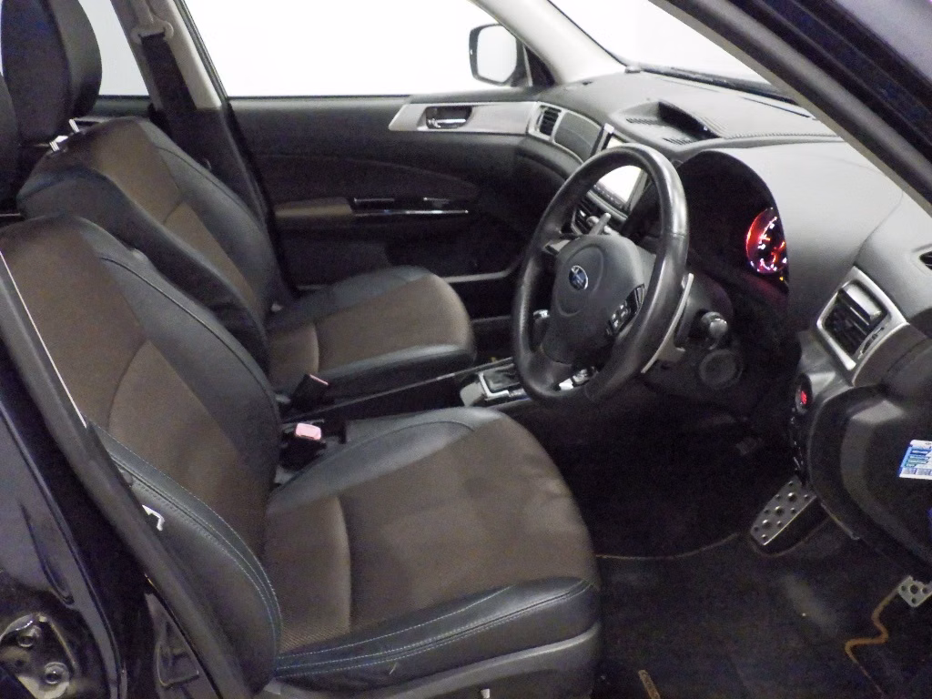 SUBARU EXIGA CROSSOVER 7