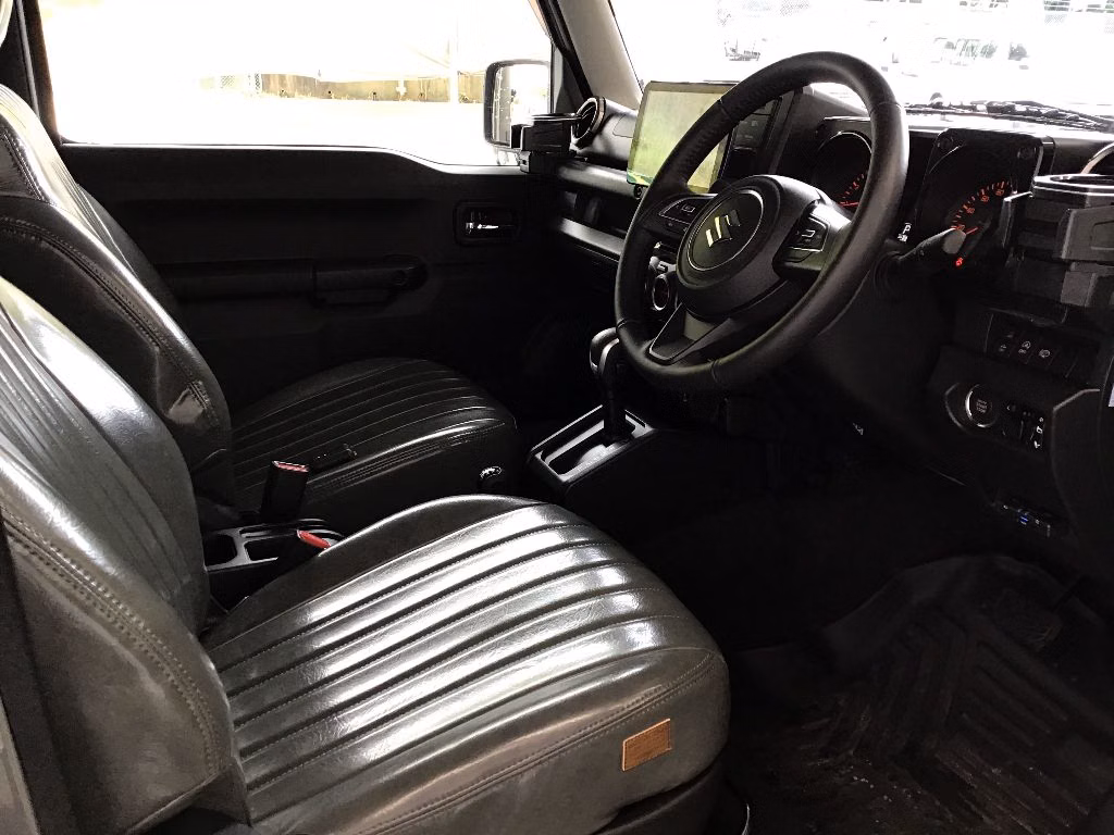 SUZUKI JIMNY SIERRA