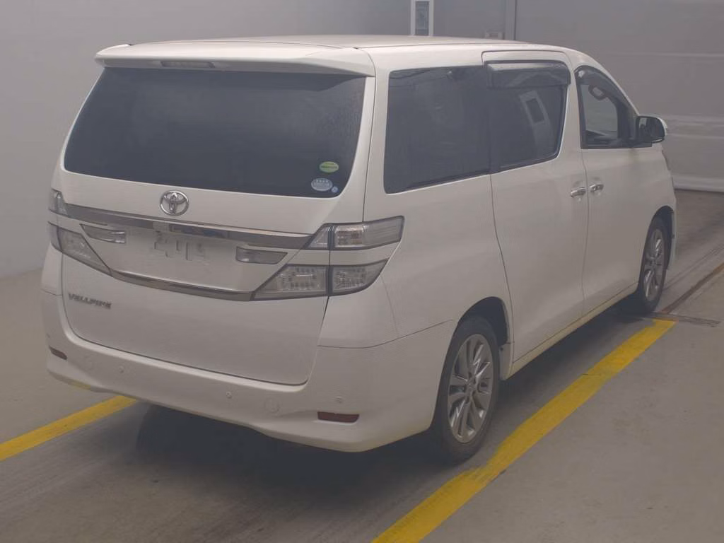 TOYOTA VELLFIRE