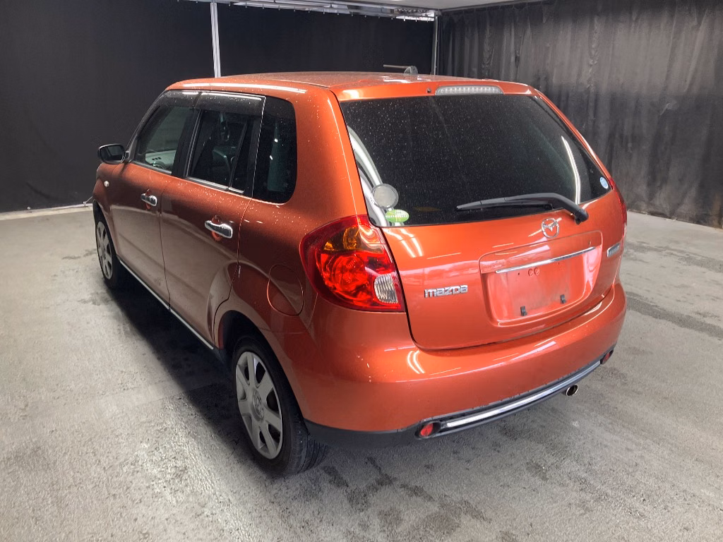 MAZDA VERISA