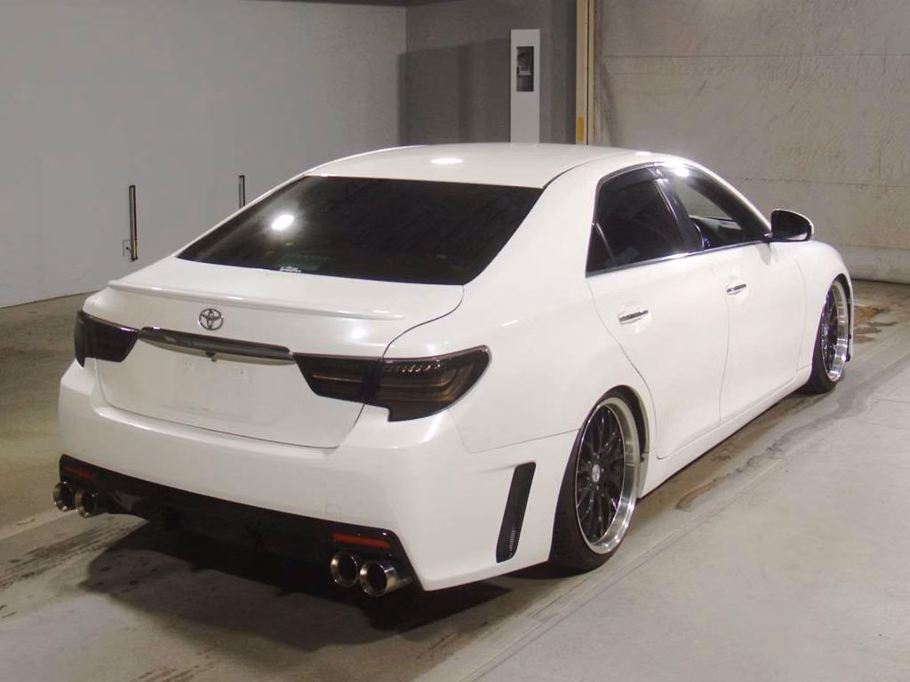 TOYOTA MARK X