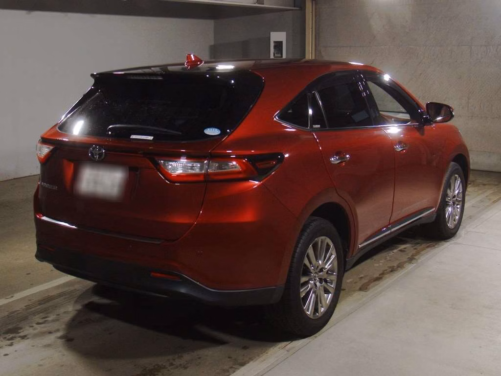TOYOTA HARRIER