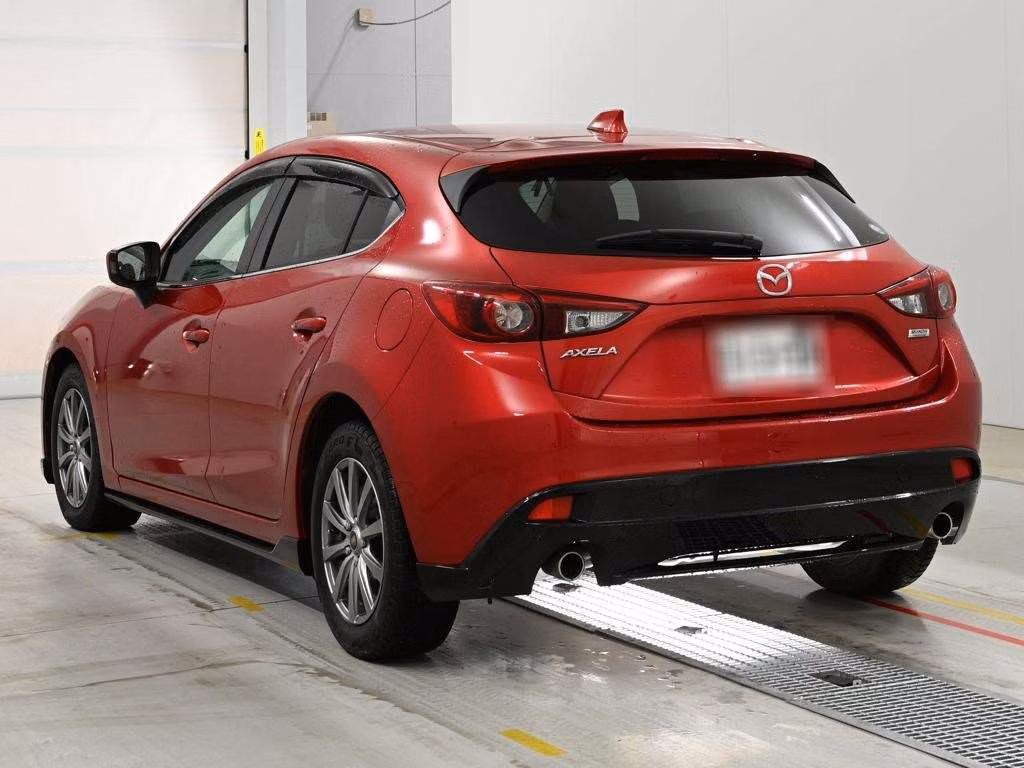 MAZDA AXELA