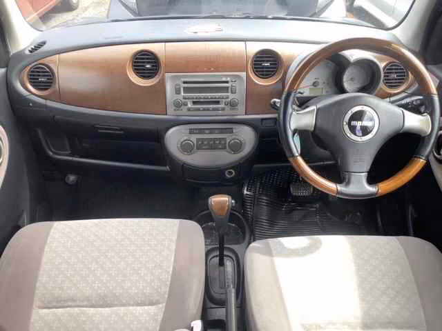 DAIHATSU MIRA GINO