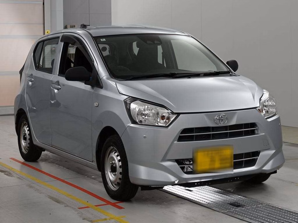 TOYOTA PIXIS EPOCH