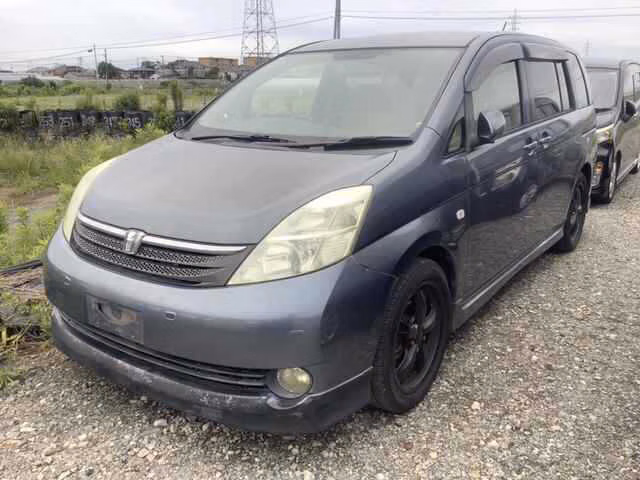 TOYOTA ISIS