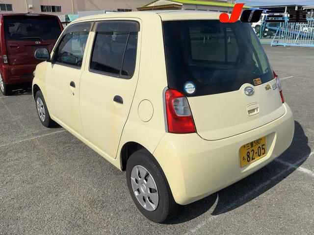 DAIHATSU ESSE