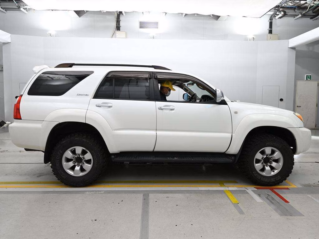 TOYOTA HILUX SURF