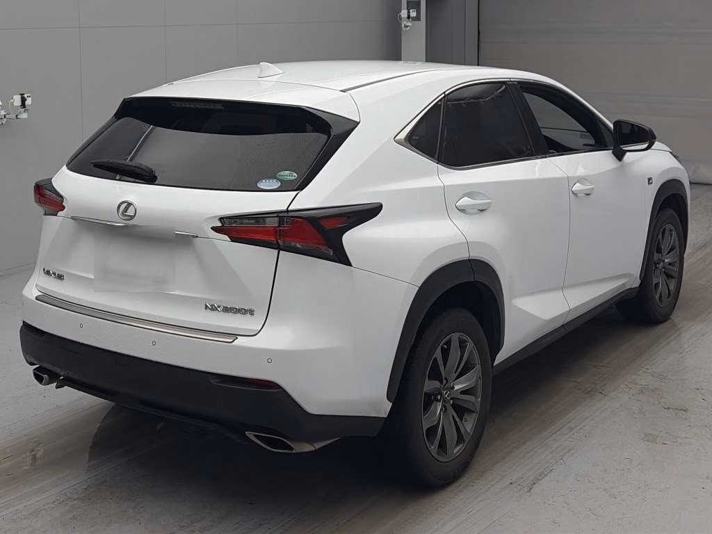 LEXUS NX200T