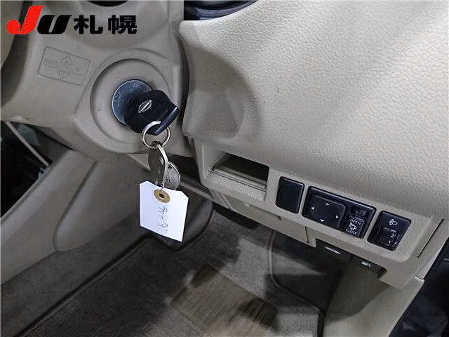 NISSAN TIIDA LATIO