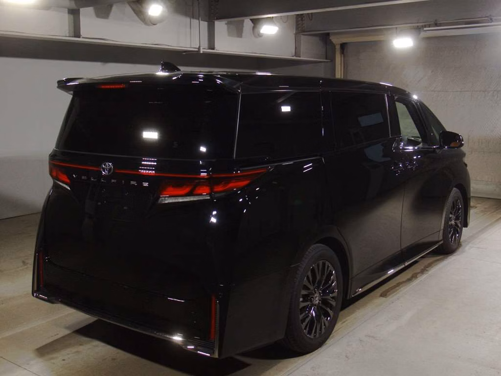 TOYOTA VELLFIRE