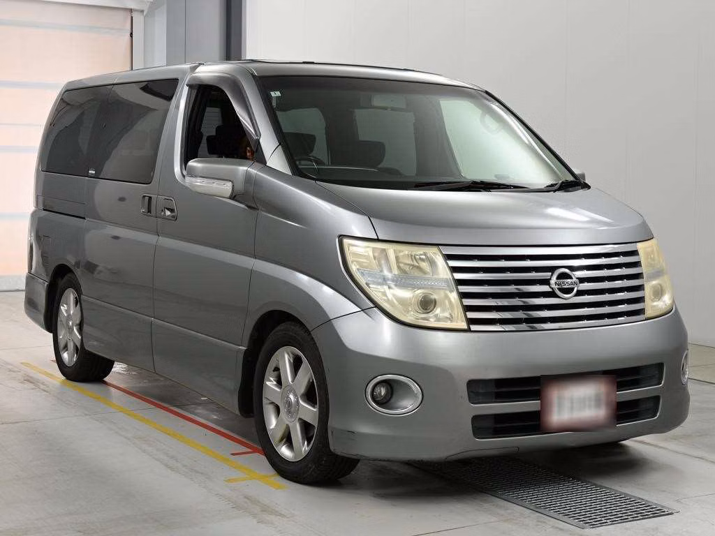 NISSAN ELGRAND