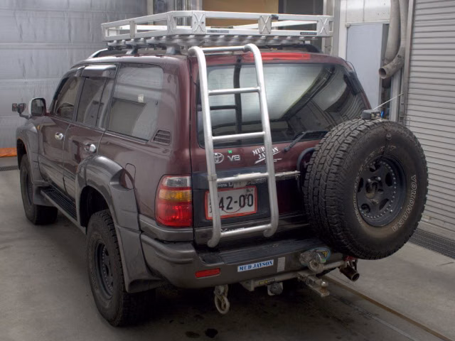 TOYOTA LAND CRUISER