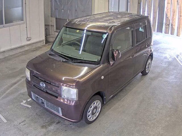 DAIHATSU MOVE CONTE