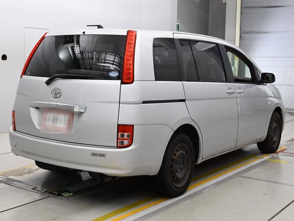 TOYOTA ISIS