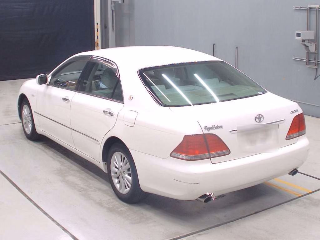 TOYOTA CROWN
